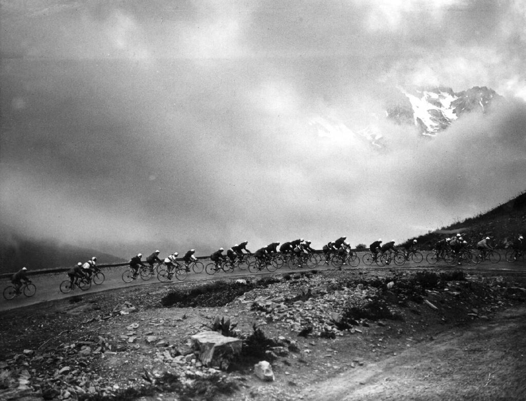 Foto Nationaal Archief: Tour de FRrance 1939 Galibier